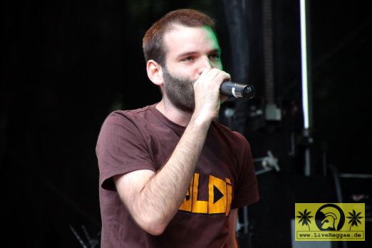 Goldi (D) with The Evolution Band 17. Reggae Jam Festival -Bersenbrueck 06. August 2011 (13).JPG